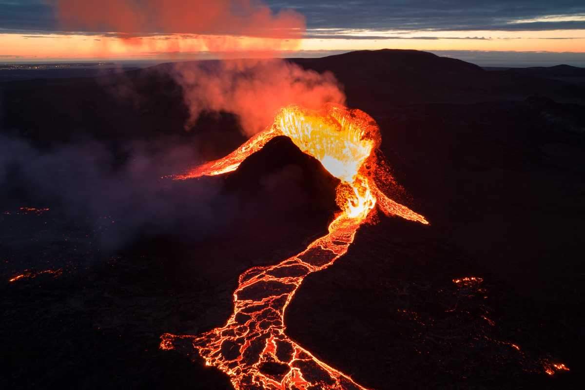 Arriva Un’eruzione Climatica Per La Quale 'L’umanità Non Ha Alcun Piano': Secondo Gli Scienziati Provocherà Il Caos Climatico 5 Vulcano Eruzione