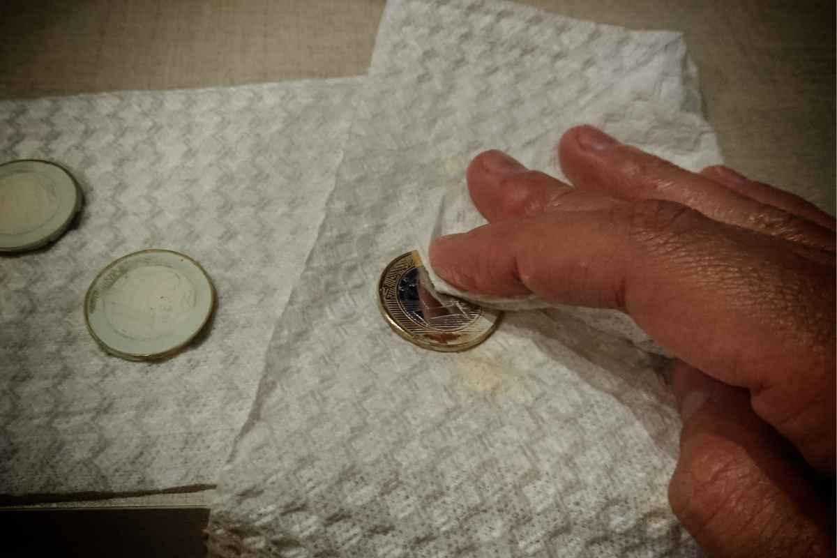 Se Pulisci Questa Moneta Così Aumenta Il Suo Valore