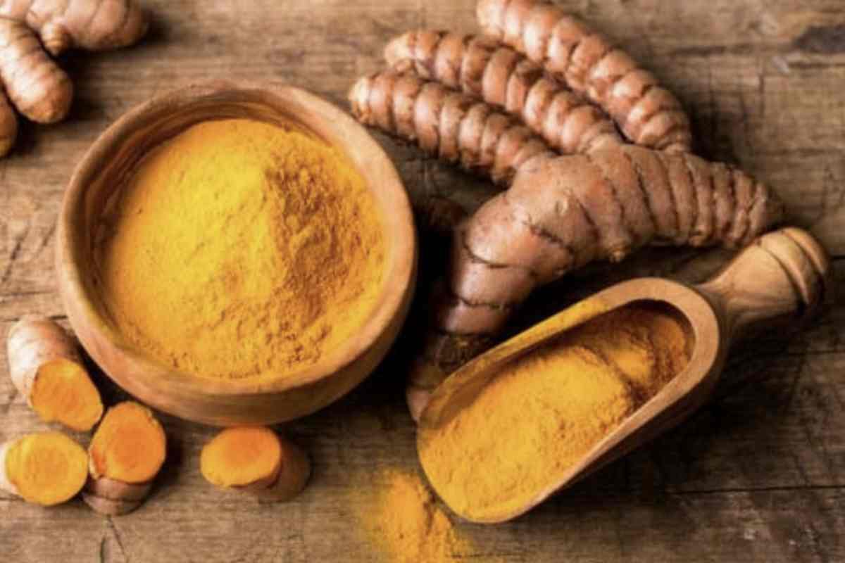 Allarme Formiche Sul Balcone: Elimina L’invasione Con Una Spezia Segreta Che Tutti Hanno In Casa 5 La Curcuma Non È L’unica Spezia Efficace Nel Tenere Lontane Le Formiche. Chi Desidera Variare O Integrare Il Trattamento Può Affidarsi
