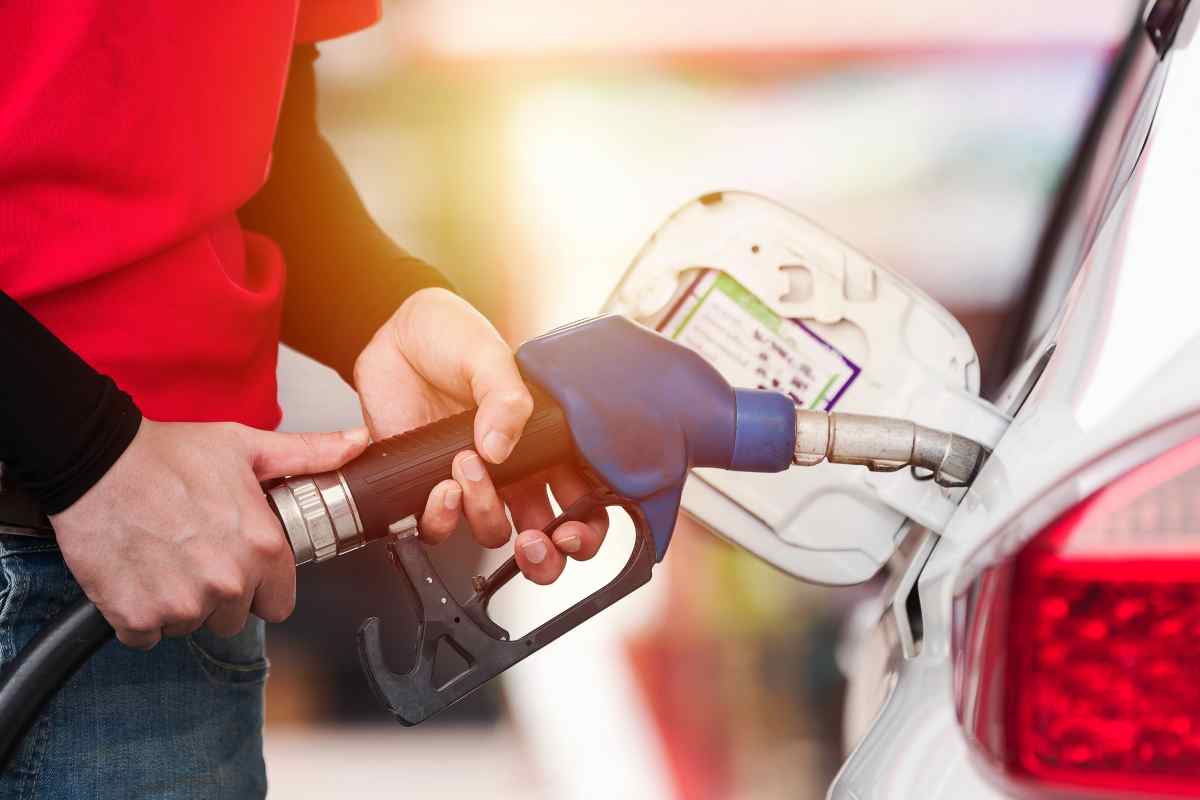 “Benzina A Rischio”, L’iran Minaccia Di Chiudere Lo Stretto Di Hormuz: Cosa Sta Succedendo 5 “Benzina A Rischio”, L’iran Minaccia Di Chiudere Lo Stretto Di Hormuz