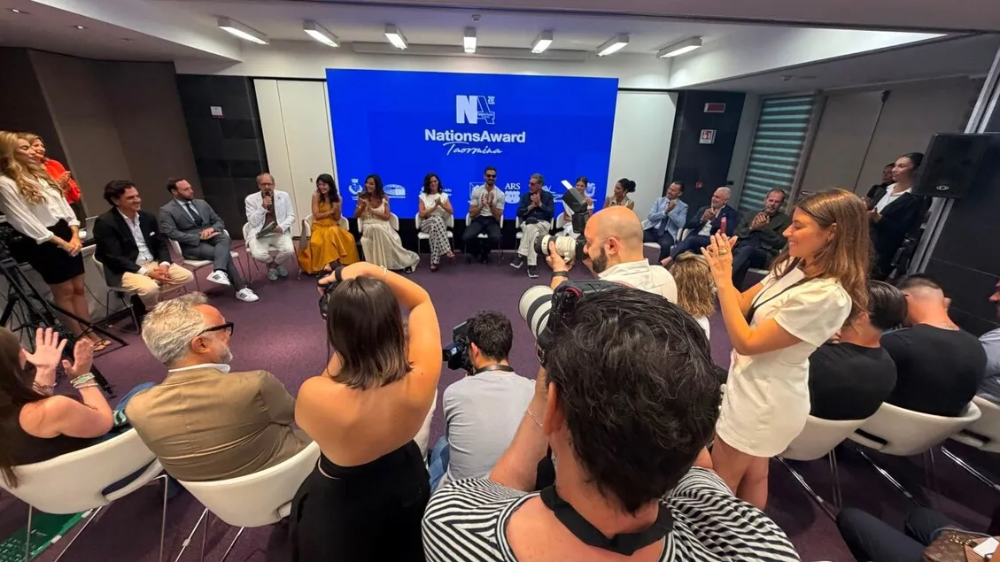 Castellitto rivela: “Tolgo il sonoro per osservare gli attori nei film”