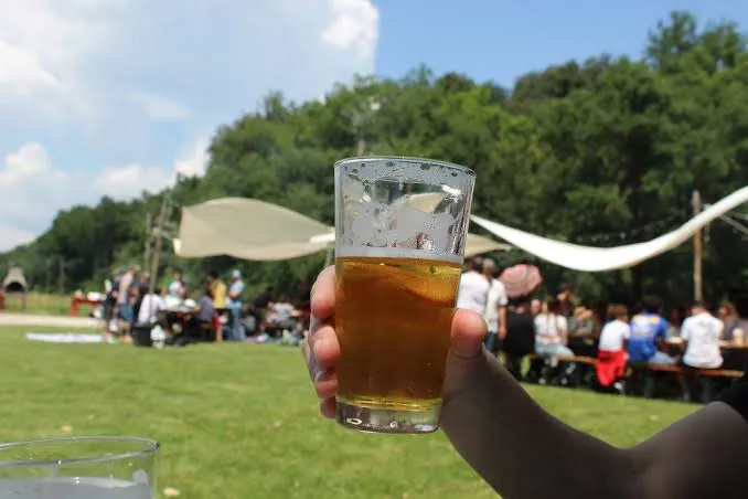 Concerti, birra agricola e tramonti nella campagna romana: l’estate 2026 si vive al Podere Summer Fest
