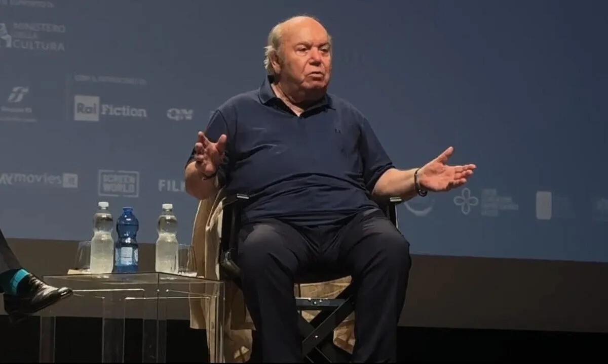 Lino Banfi annuncia il lancio del suo podcast “Parlando con le stelle”