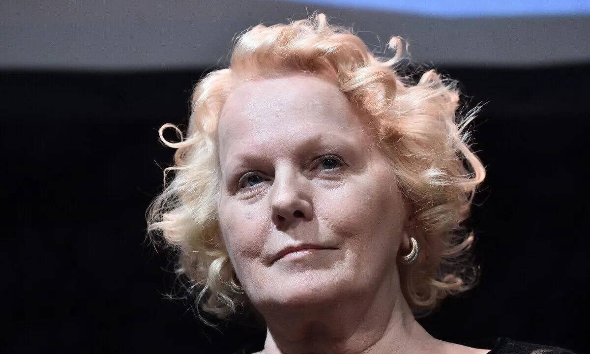 Katia Ricciarelli ricorda Pippo Baudo a un anno dalla sua morte con Monica Setta