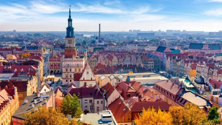 Le città europee dove la vita quotidiana passa sempre più spesso online