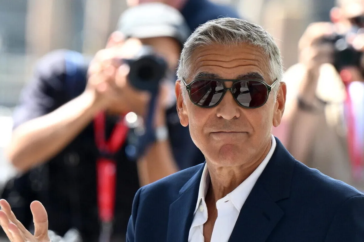 Clooney: le elezioni di midterm per riportare l'America alla normalità
