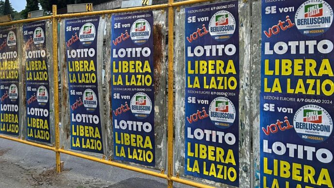 Calcio E Politica A Roma La P