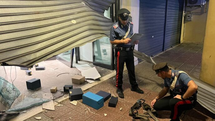 Colpo In Una Gioielleria A Rom