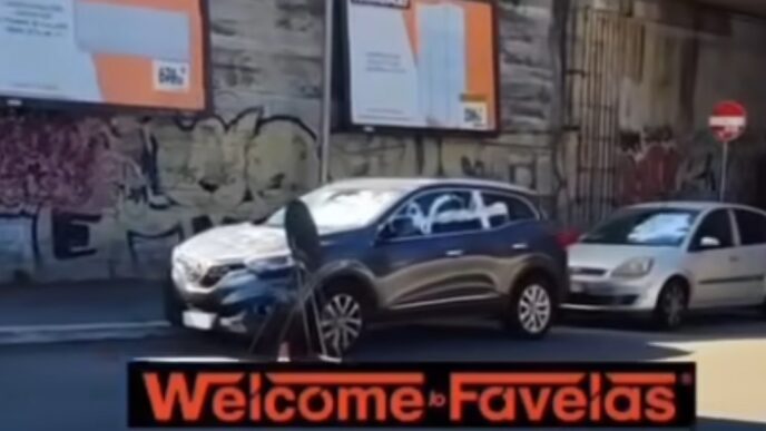 Follia A Roma Donna Sorpresa