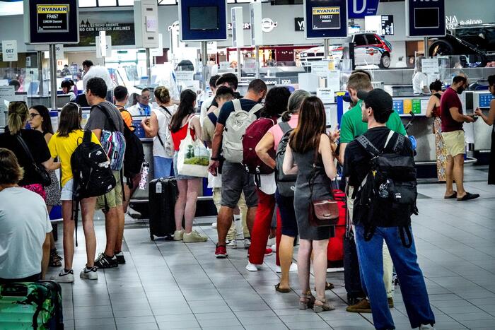 Aeroplani Disagi E Musica L