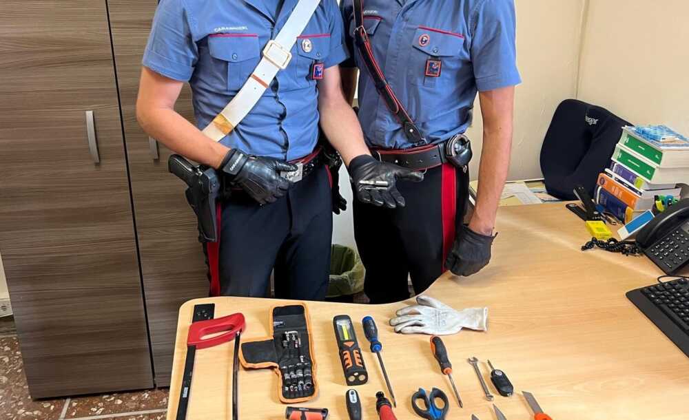 Arrestati Due Uomini Sorpresi