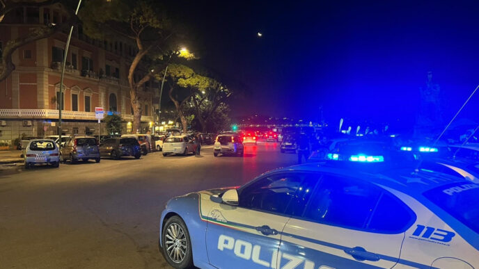 Arrestato Un Uomo A Napoli Tr
