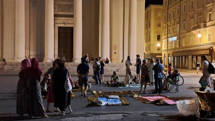 22Dormire E Resistere Manifest