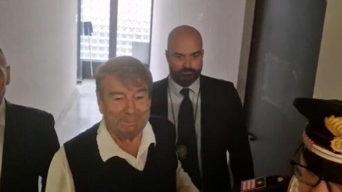 Aldo Spinelli Rimane Ai Domici