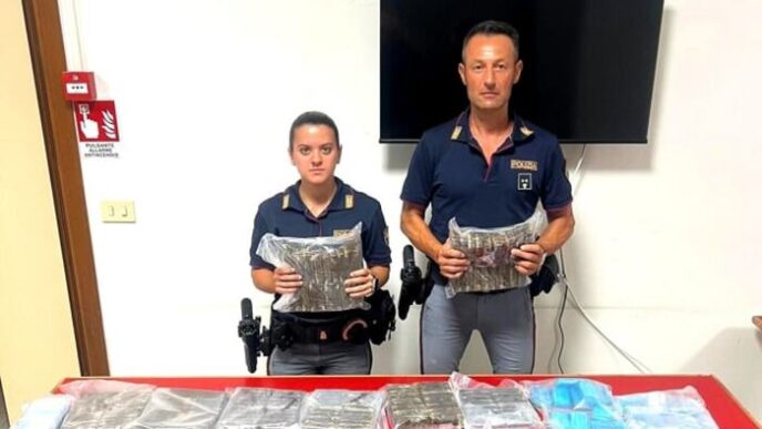 Arresti In Autostrada A1 Due