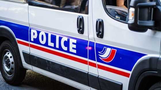 Arresto A Versailles Stranier