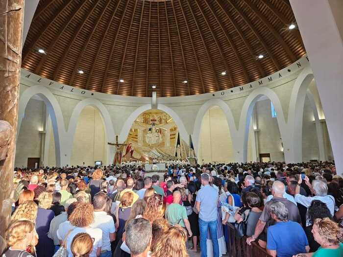 Cerimonia Di Elevazione A Sant