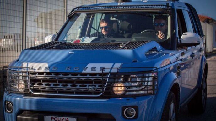 Cervinara Arrestati Uomini Pe