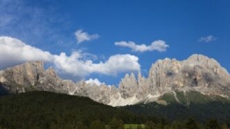 Ciclista In Gravi Condizioni D