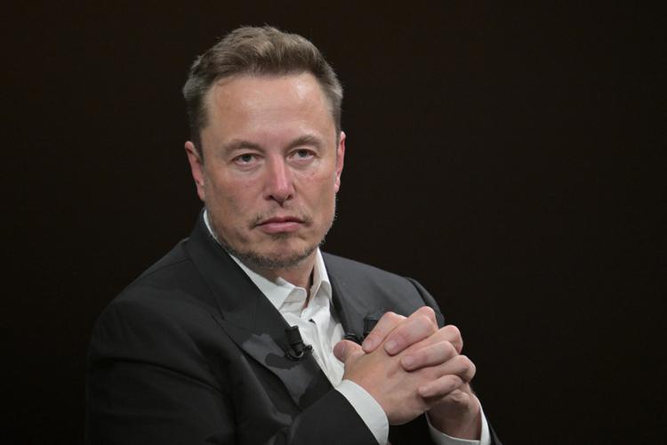 Elon Musk E Larresto Di Pavel