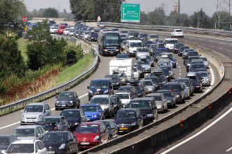 Fine Settimana Di Traffico Int