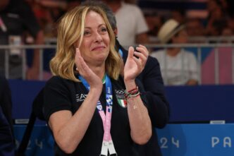 Giorgia Meloni Incontra Thomas