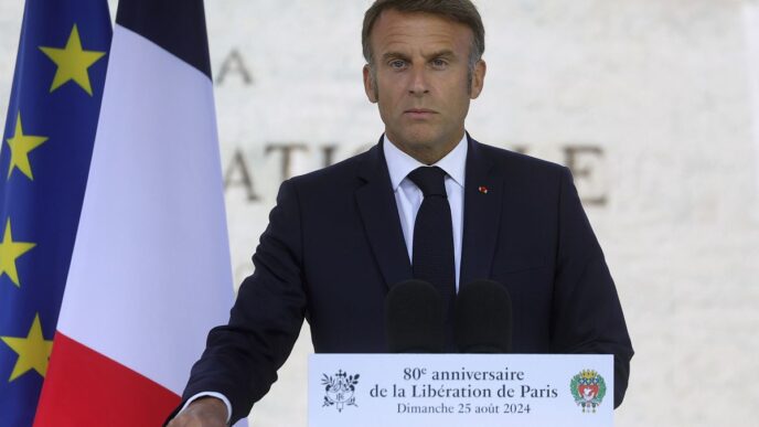 Il Governo Francese Di Emmanue