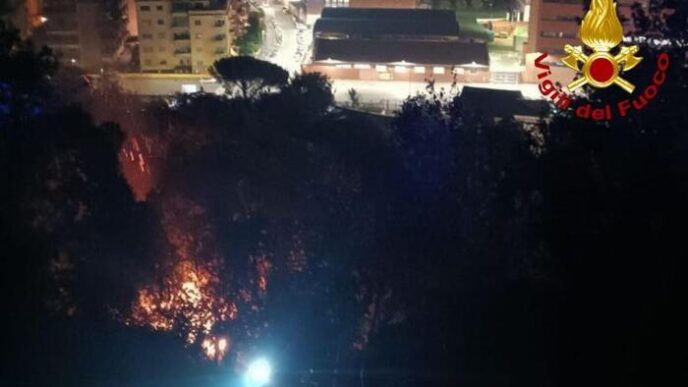 Incendio A Monte Mario Aperto
