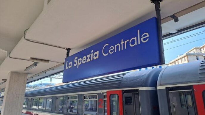 Incendio Nella Spezia Provoca