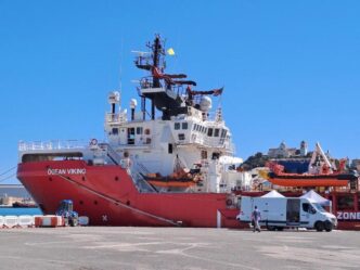 La Nave Umanitaria Ocean Vikin