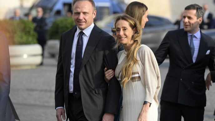 Lamore Tra Arianna Meloni E F