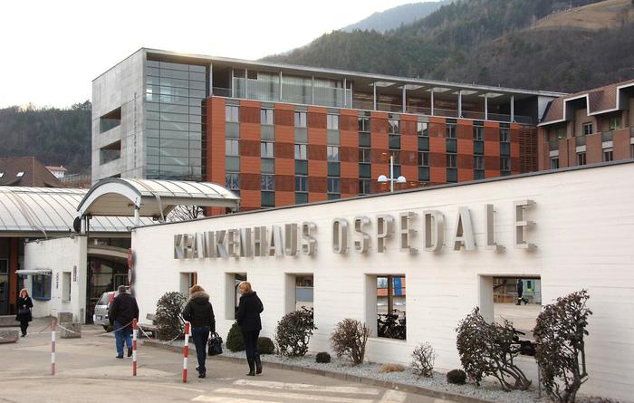 Nove Escursionisti Colpiti Da