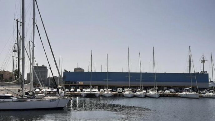 Porto Di Talamone Sorgono Tim