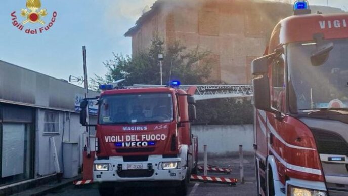 Quattro Soccorritori In Perico