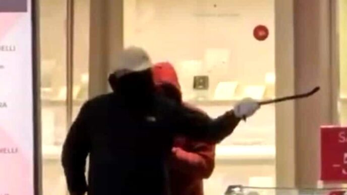 Rapina Armata In Gioielleria A