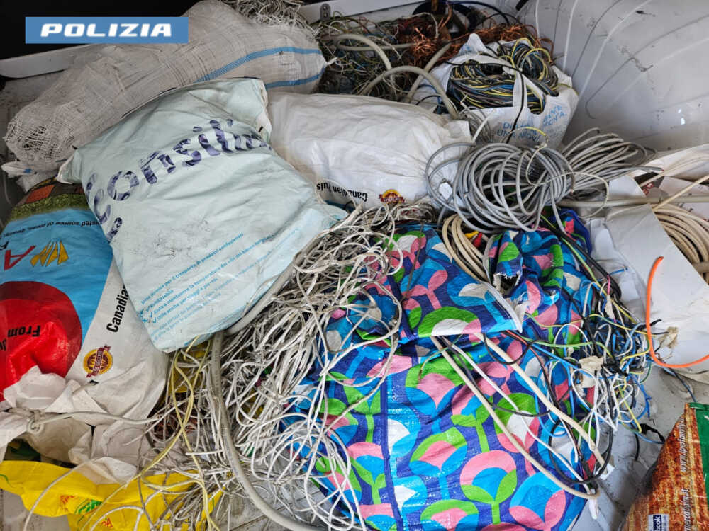 Sequestro Di Rame E Valigie Ru