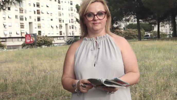 Trovata Una Finta Bara A Tor B
