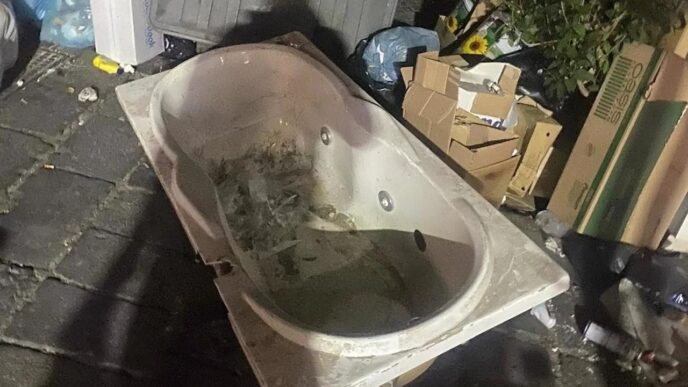 A Napoli Cresce Il Fenomeno De