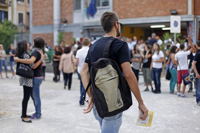 Abbandono Scolastico In Italia