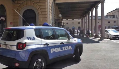 Aggressione In Galleria 2 Agos