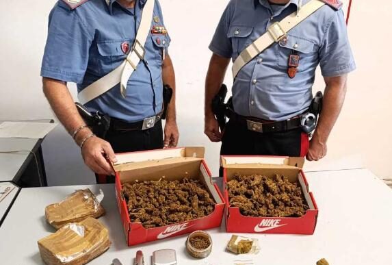 Arresto A Fondi Carabinieri F