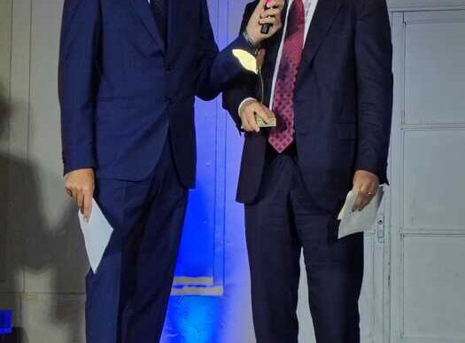 Capodimonte Riceve Il Premio F