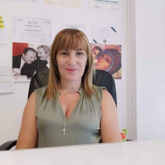Donna Fuggita Da Stalker Nega