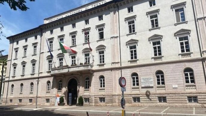 Fitch Ratings Conferma Il Rati