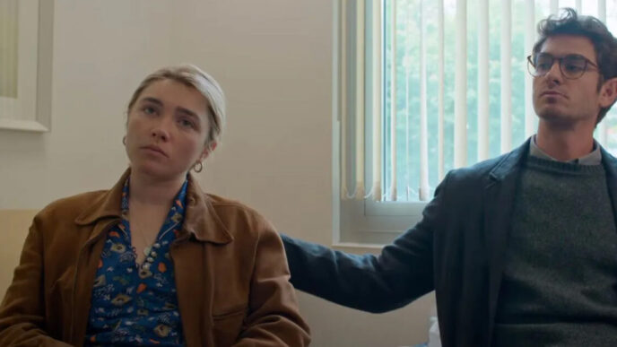 Florence Pugh Si Rasato I Cape
