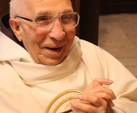Funerali Di Padre Vitale Una