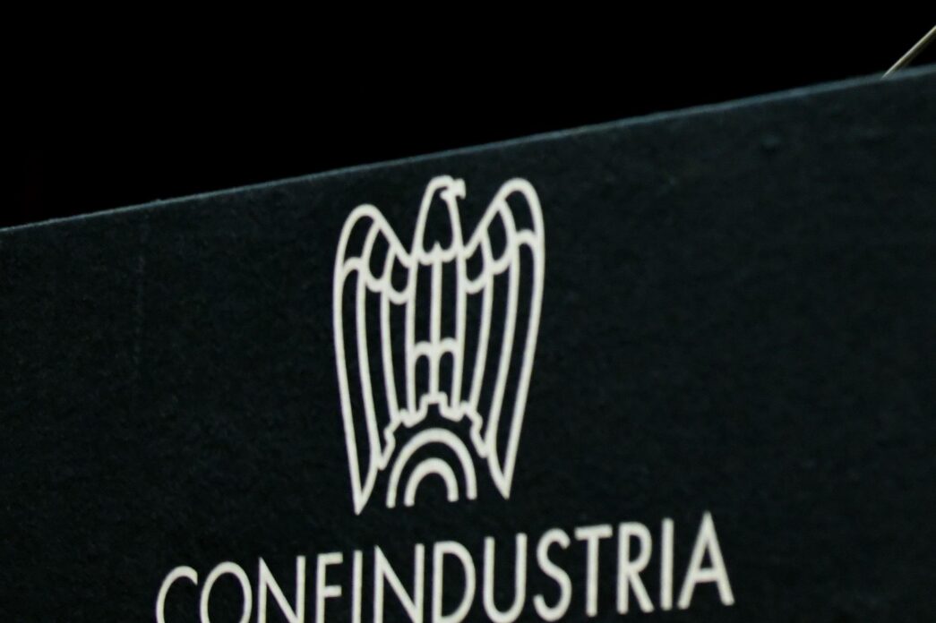 Governo Italiano Taglio Del C