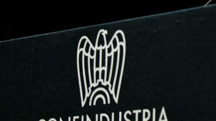 Governo Italiano Taglio Del C