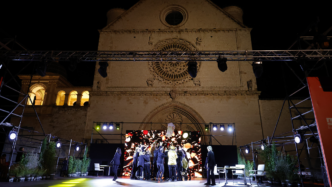 Grande Successo Per Il Cortile