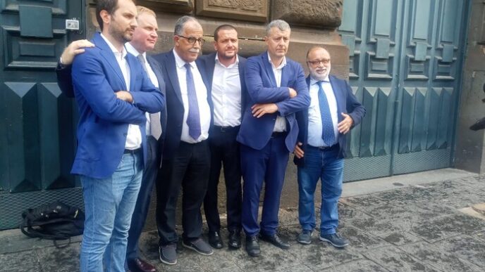 Il Carcere Di Poggioreale In E